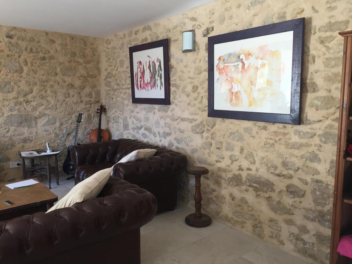 La Maison Ocre Saint-Julien-de-Briola Екстериор снимка
