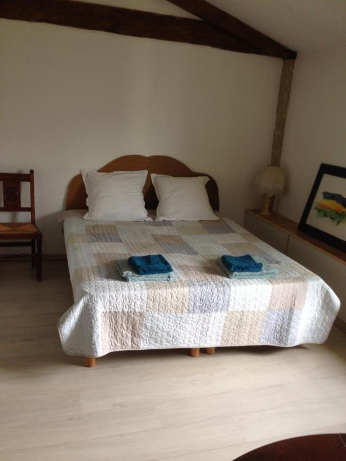 La Maison Ocre Saint-Julien-de-Briola Екстериор снимка