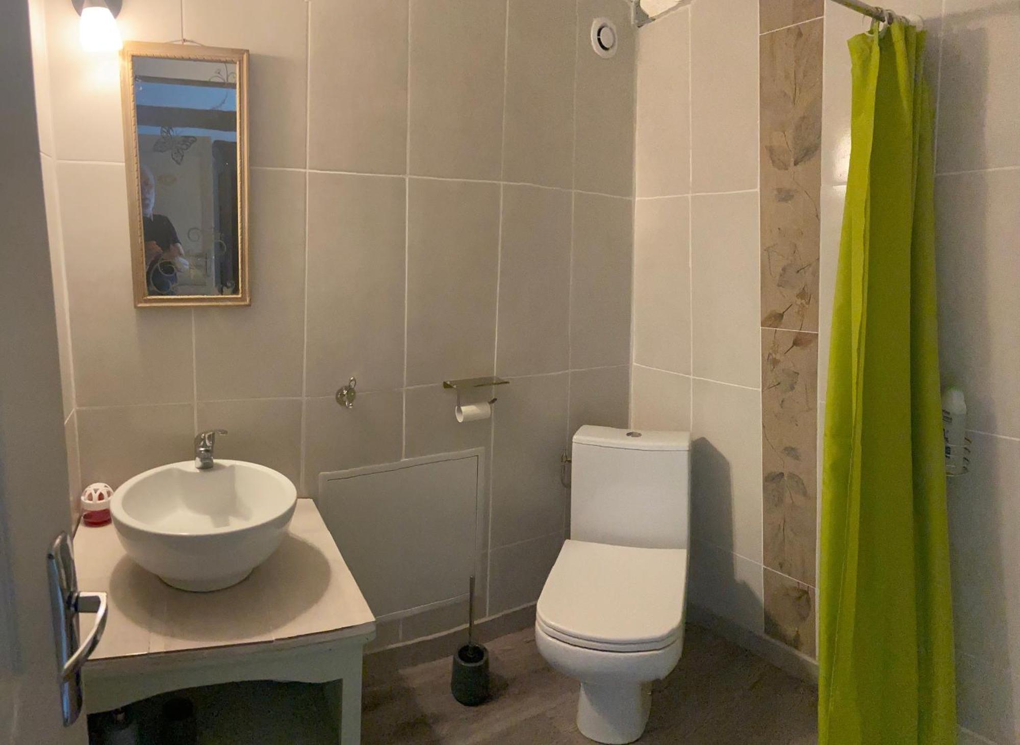 La Maison Ocre Saint-Julien-de-Briola Екстериор снимка